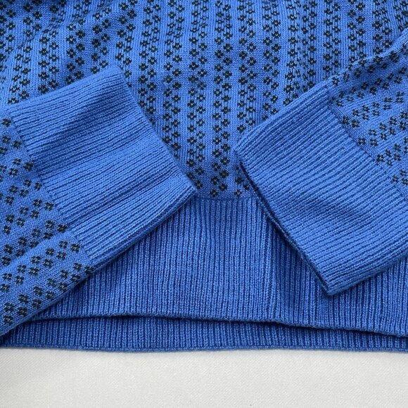 Threadbare Christmas Ugly Sweater Jumper Adult Sz M Santa Reindeer Cold Outside - Picture 6 of 12